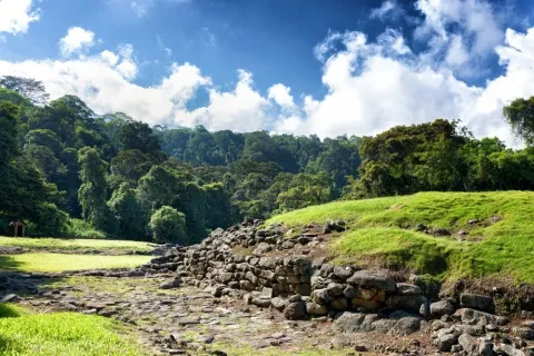 Site archéologique de Guayabo. Ruines précolombiennes situées près du volcan Turrialba, Costa Rica